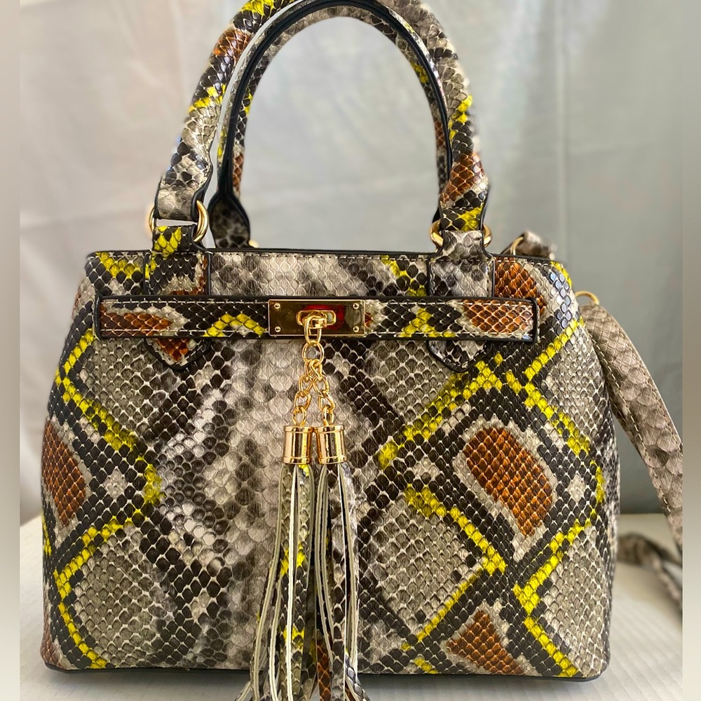 Python Snake Faux  print!!!!   Standalone Handbag